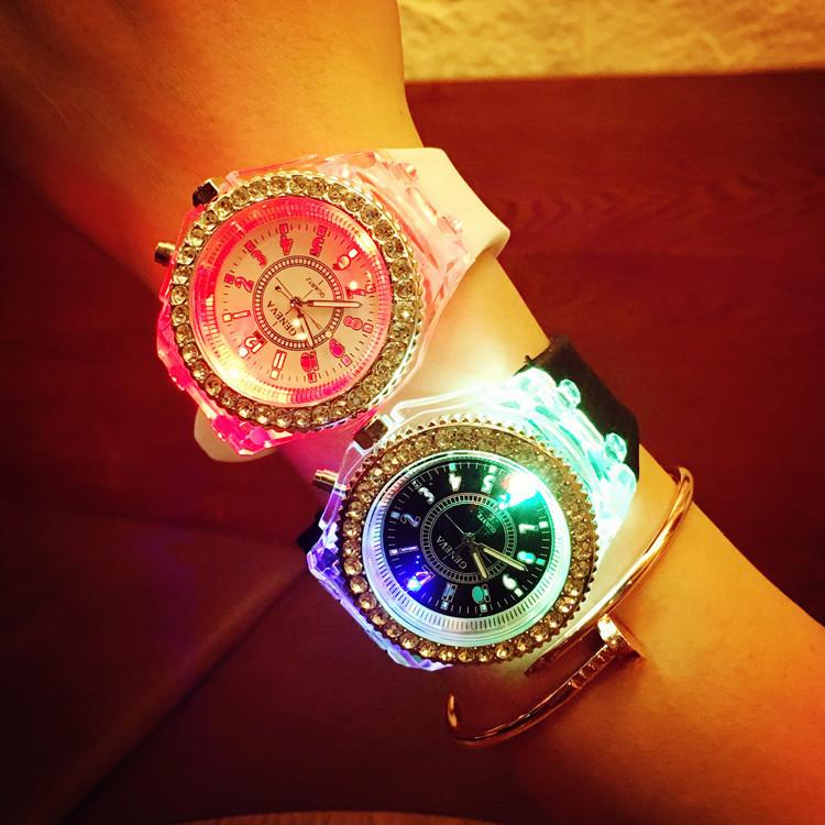 【Designed by French romantic masters】GENEVA Colorful Luminous Couple Watch